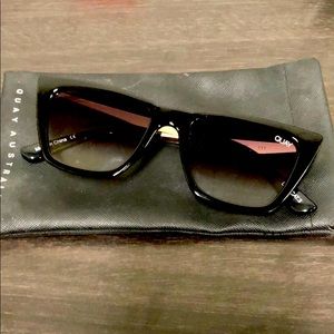 Woman’s Quay Australia Sunglasses